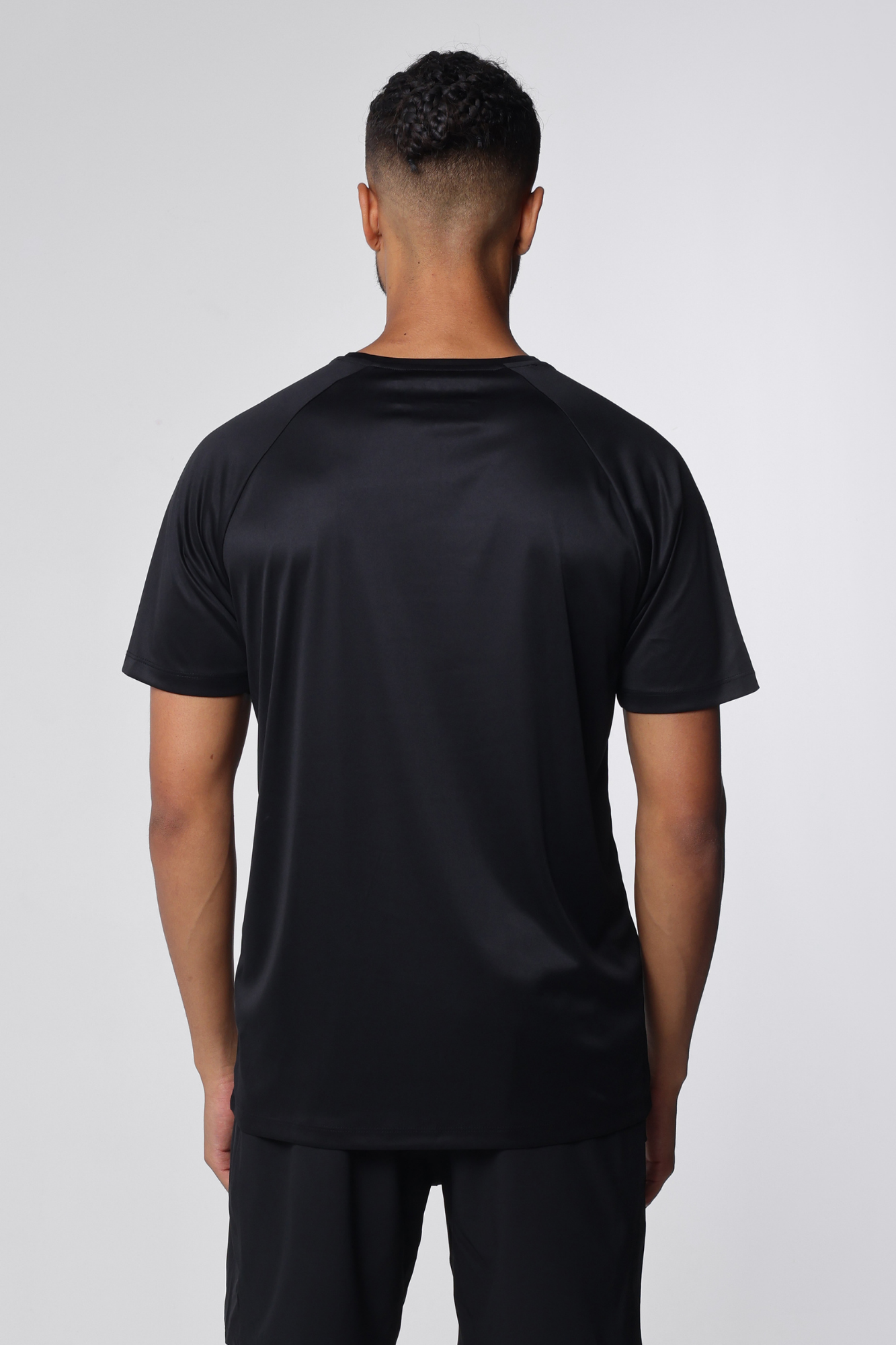 Aras T Shirt Black - Reflo