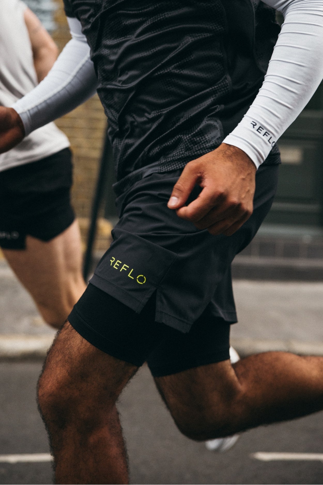 Desna 2-in-1 Shorts Reflo Athleisure