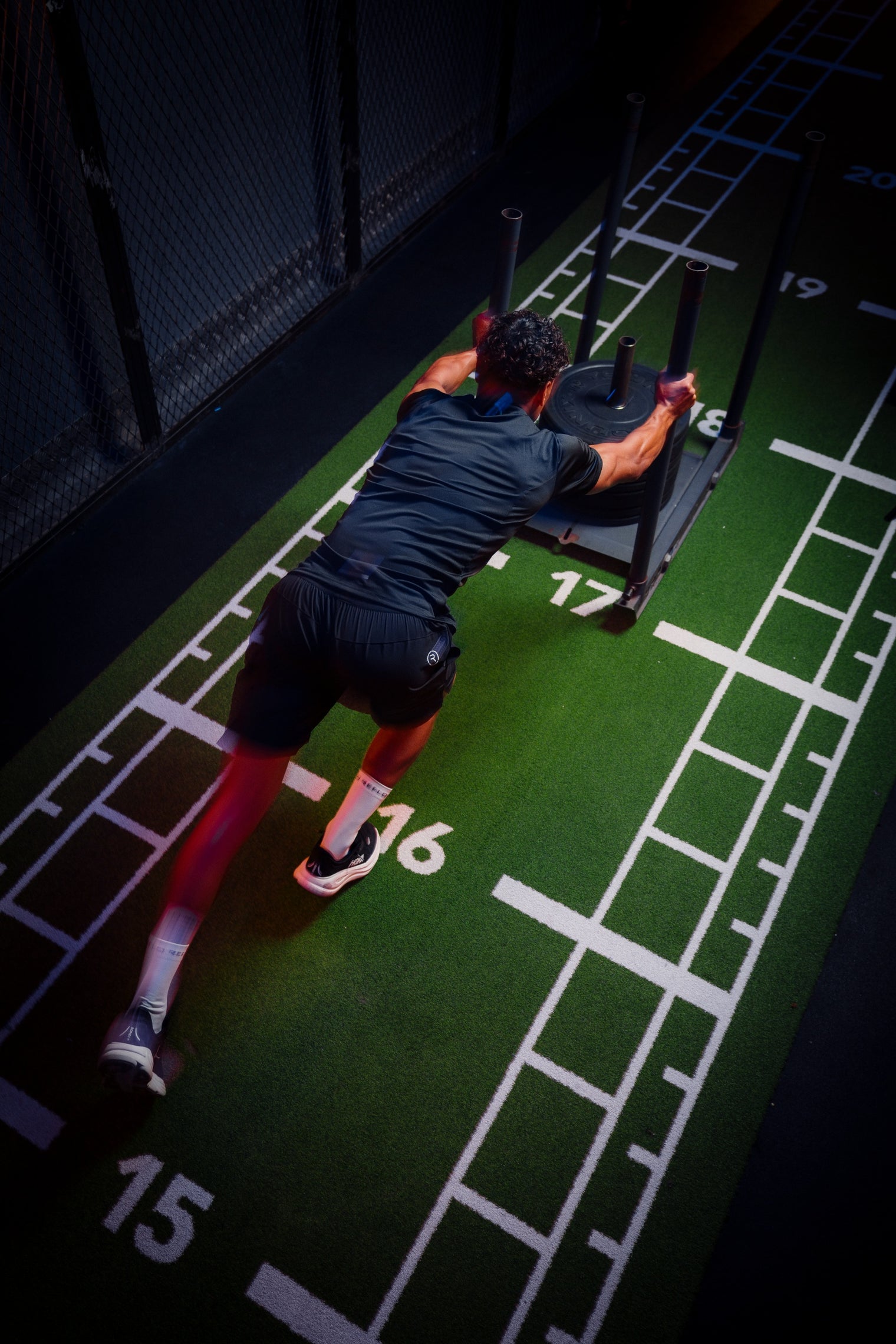 Dubai Fitness Challenge Men's Sherwood T-Shirt Reflo