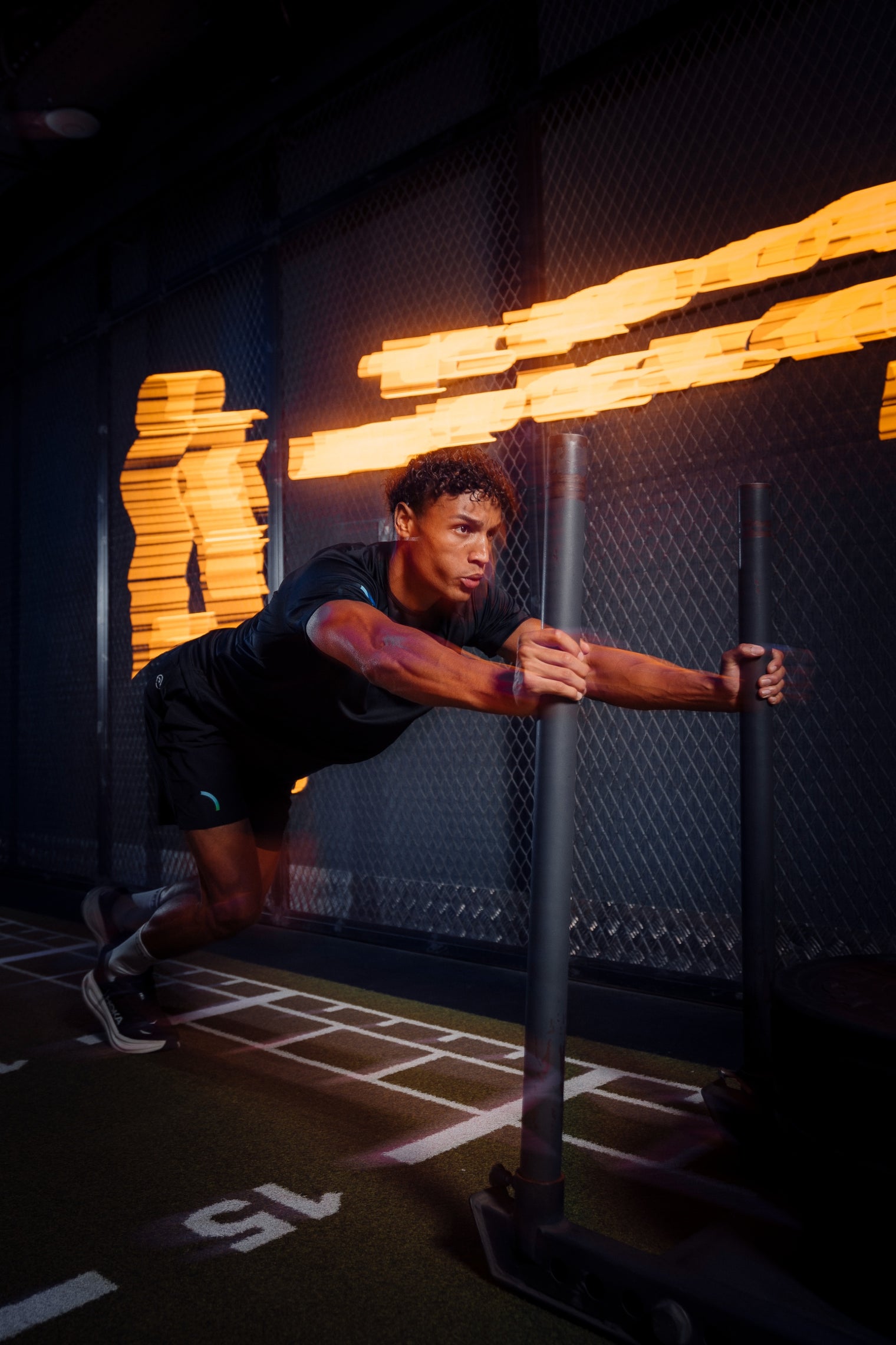 Dubai Fitness Challenge Men's Sherwood T-Shirt Reflo